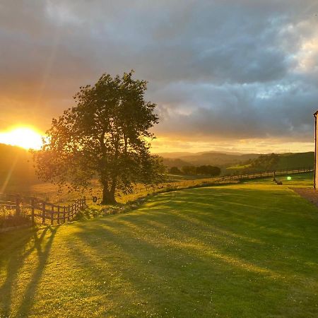 Ladyurd Farmhouse West Linton Exterior photo
