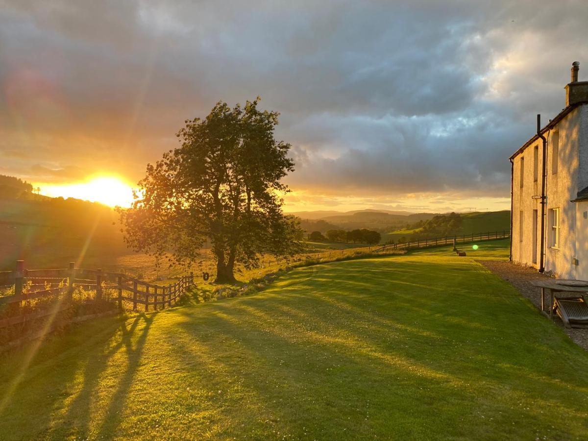 Ladyurd Farmhouse West Linton Exterior photo